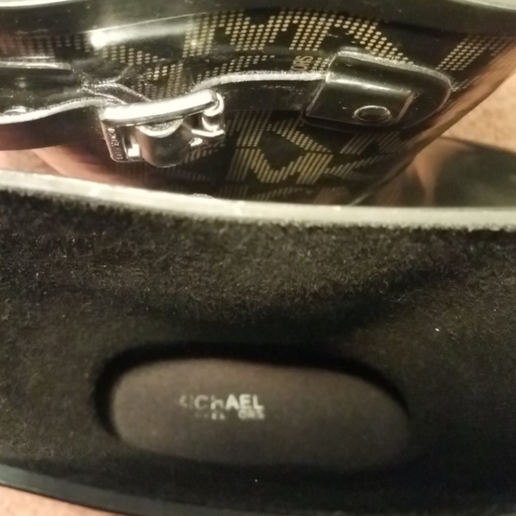 **SOLD**Michael Kors Short Rainboots - Picture 8 of 8